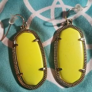 EUC!  Kendra Scott neon yellow Elle earrings